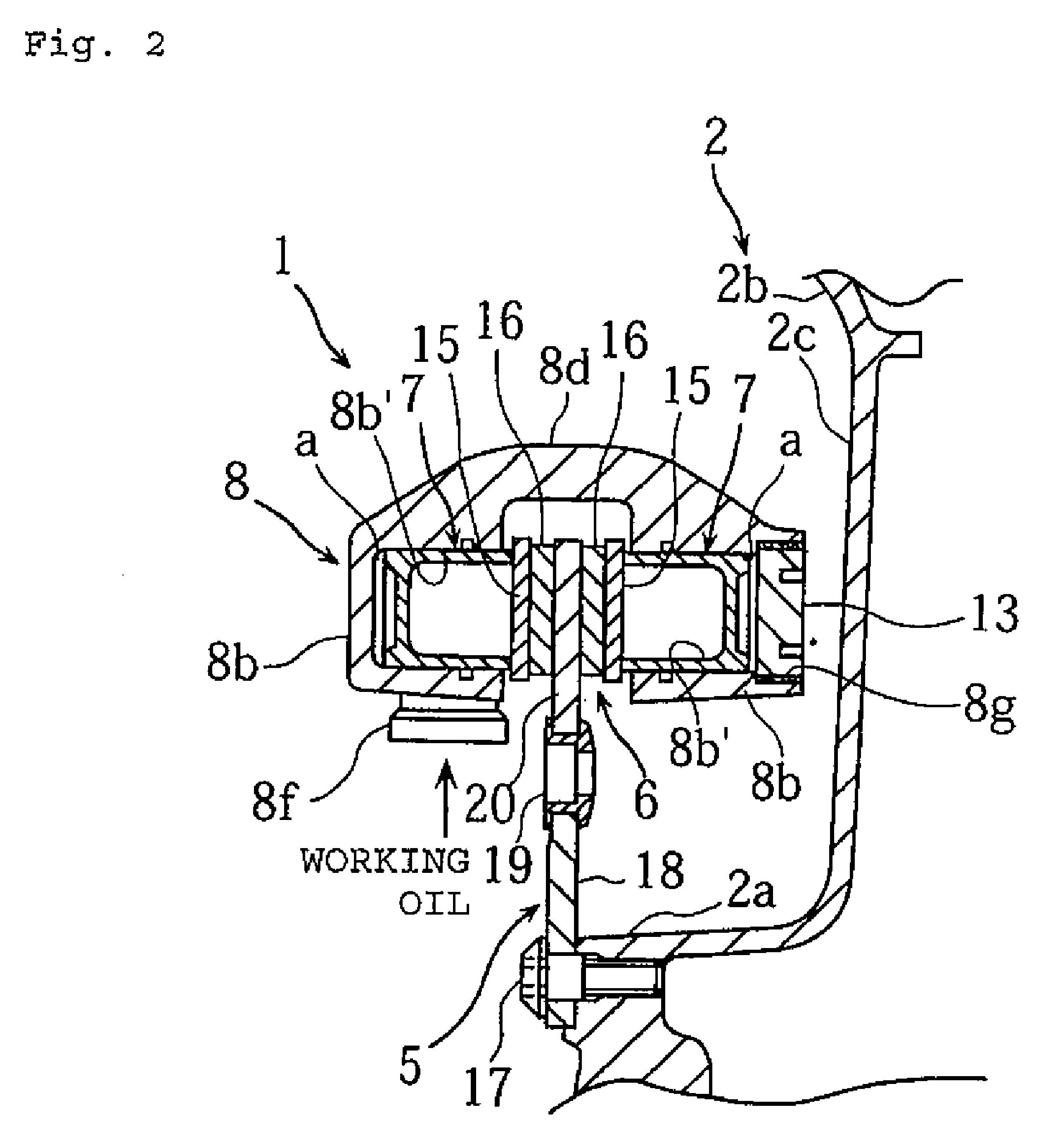 Disk braking device and motorcycle provided with the disk braking device