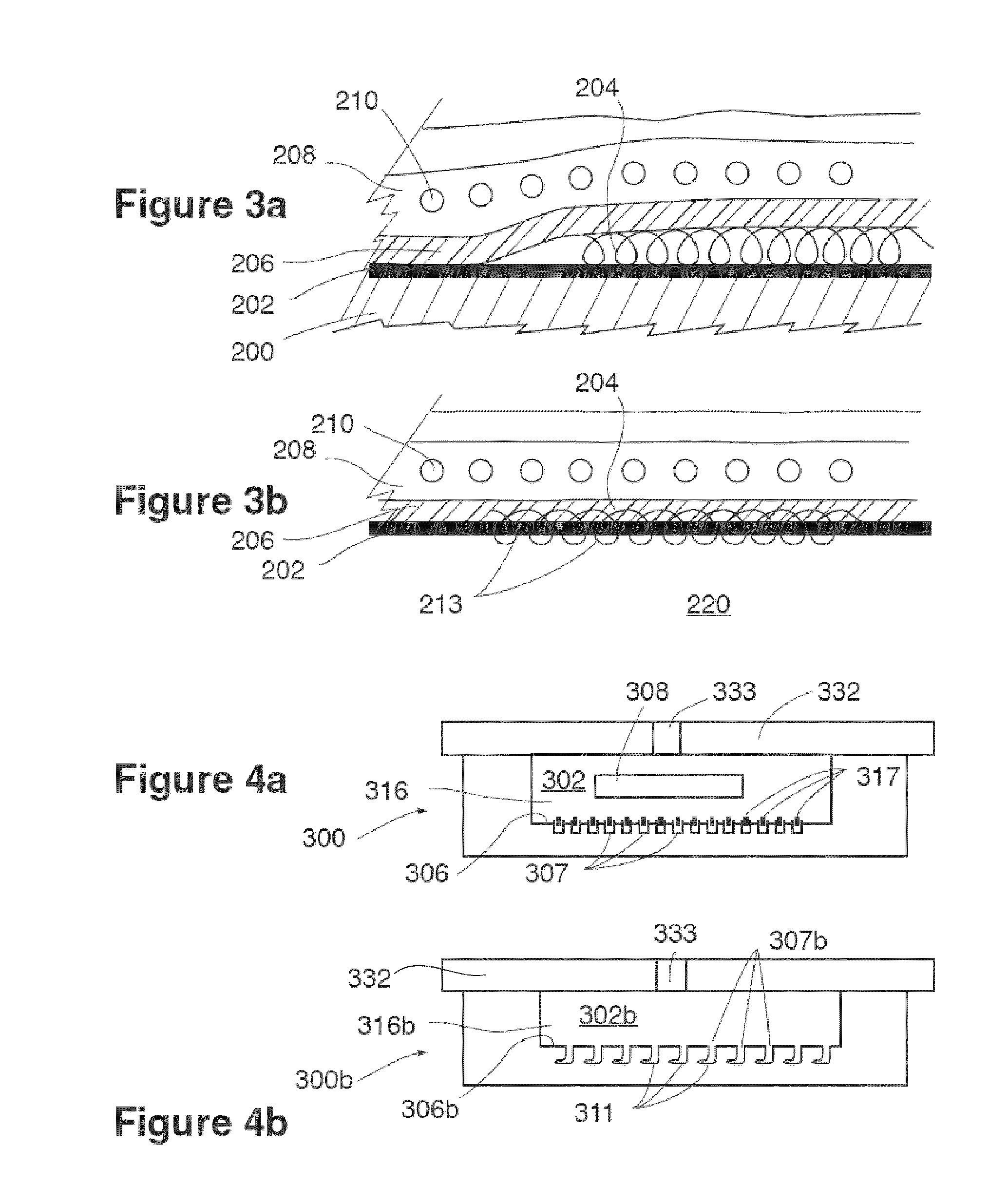 Tyre equipped for attaching an object to a wall thereof