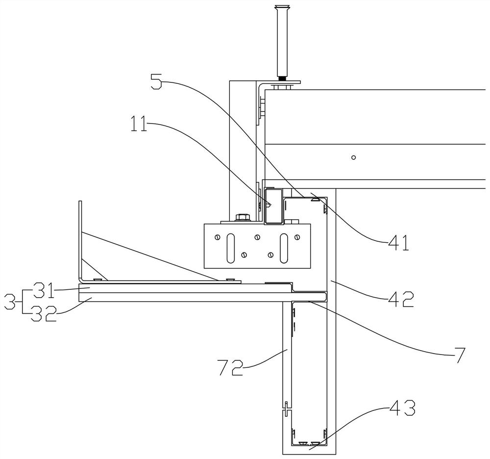 Fabricated non-coplanar suspended ceiling with curtain box hung downwards