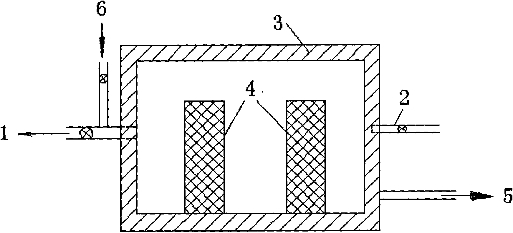 Method for compactly sintering chromium oxide aggregate