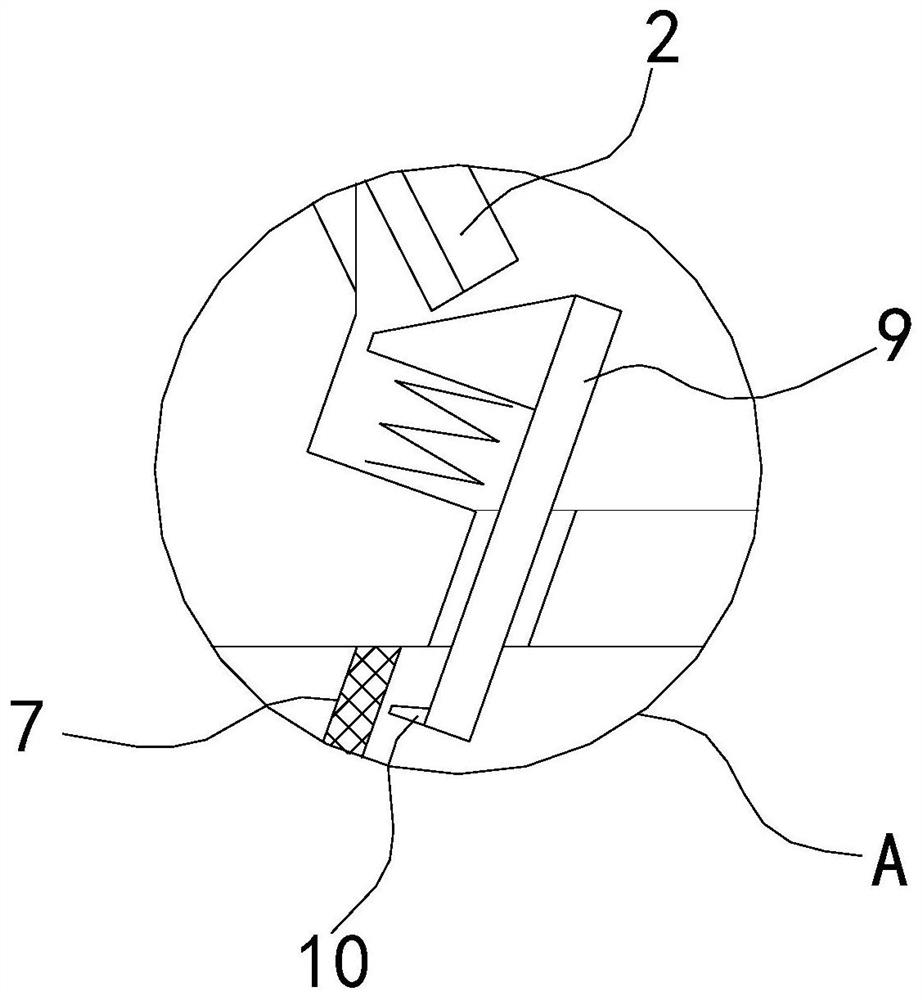 An environmental protection anti-scratch cleaning device for rail transit vehicles