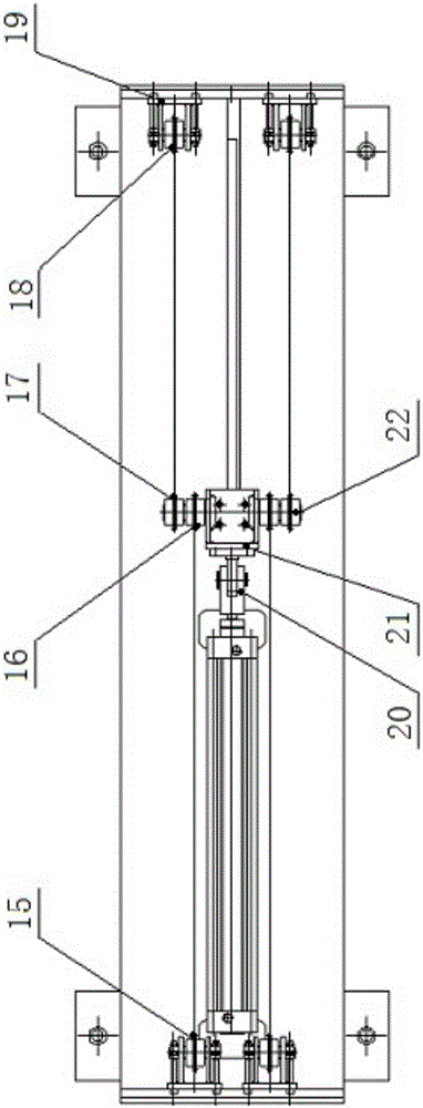 Automatic tooling replacement device