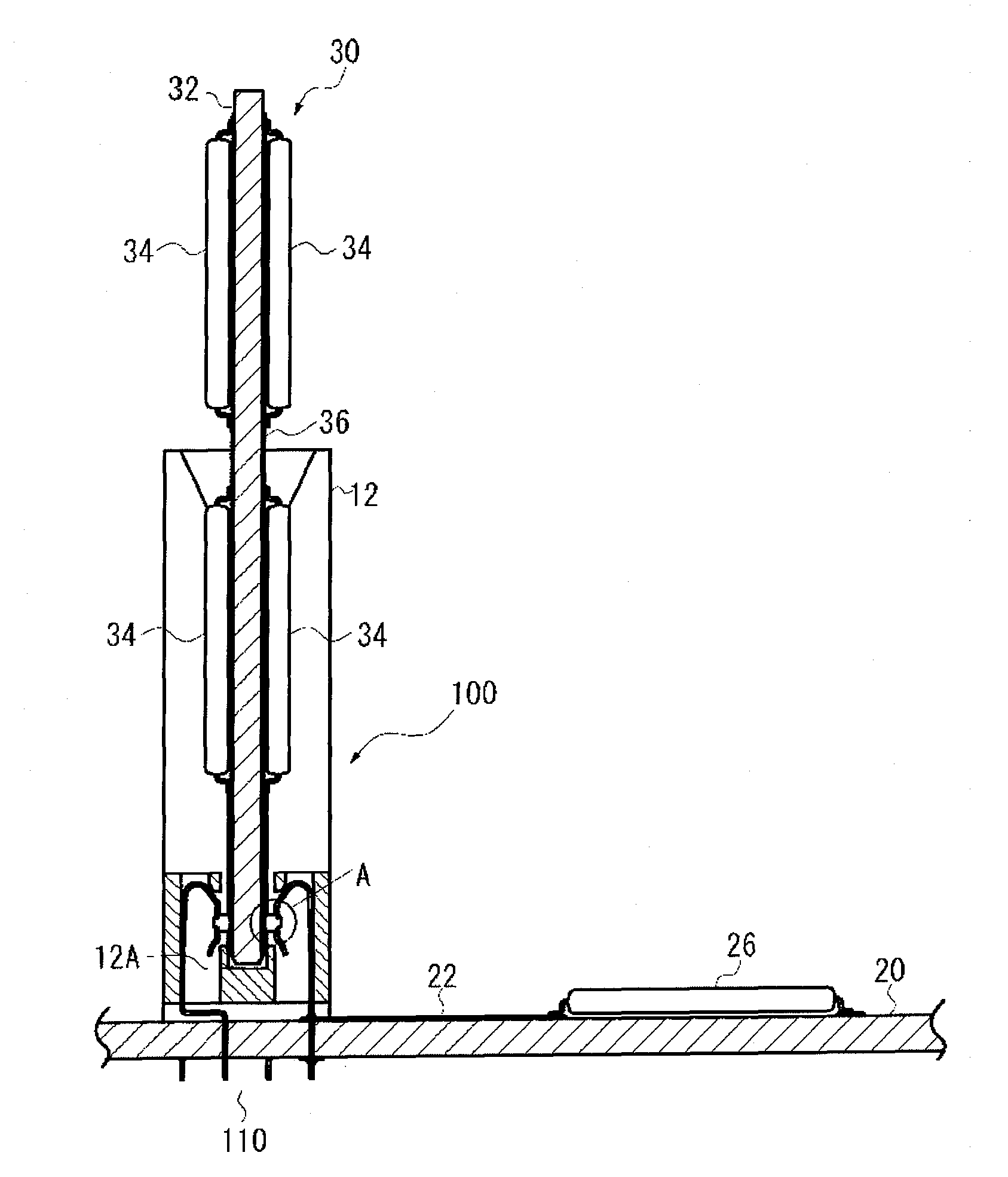 Socket with integrated damping resistor
