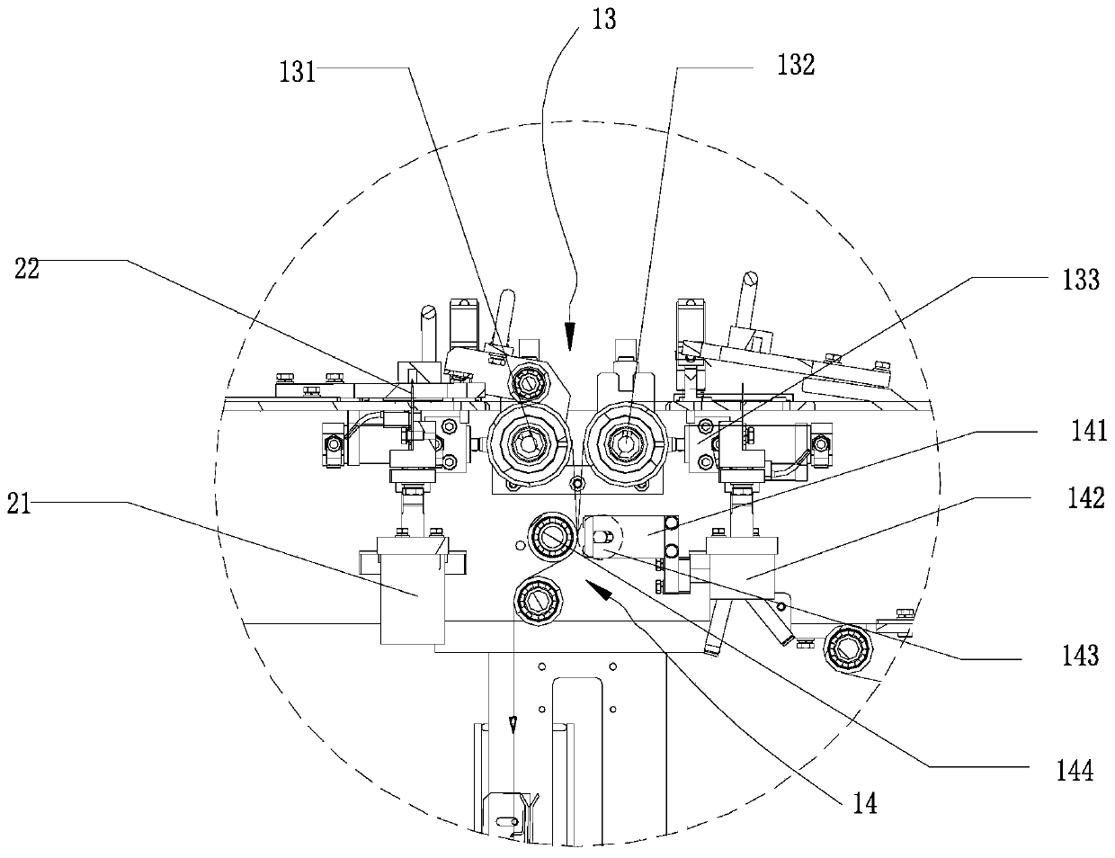 Strip automatic assembly device for packing machine and assembly method thereof