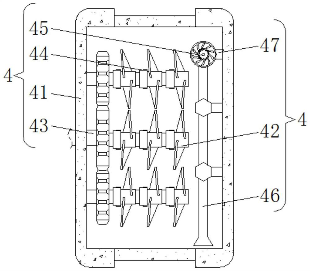 Circulating sewage treatment device capable of avoiding blockage