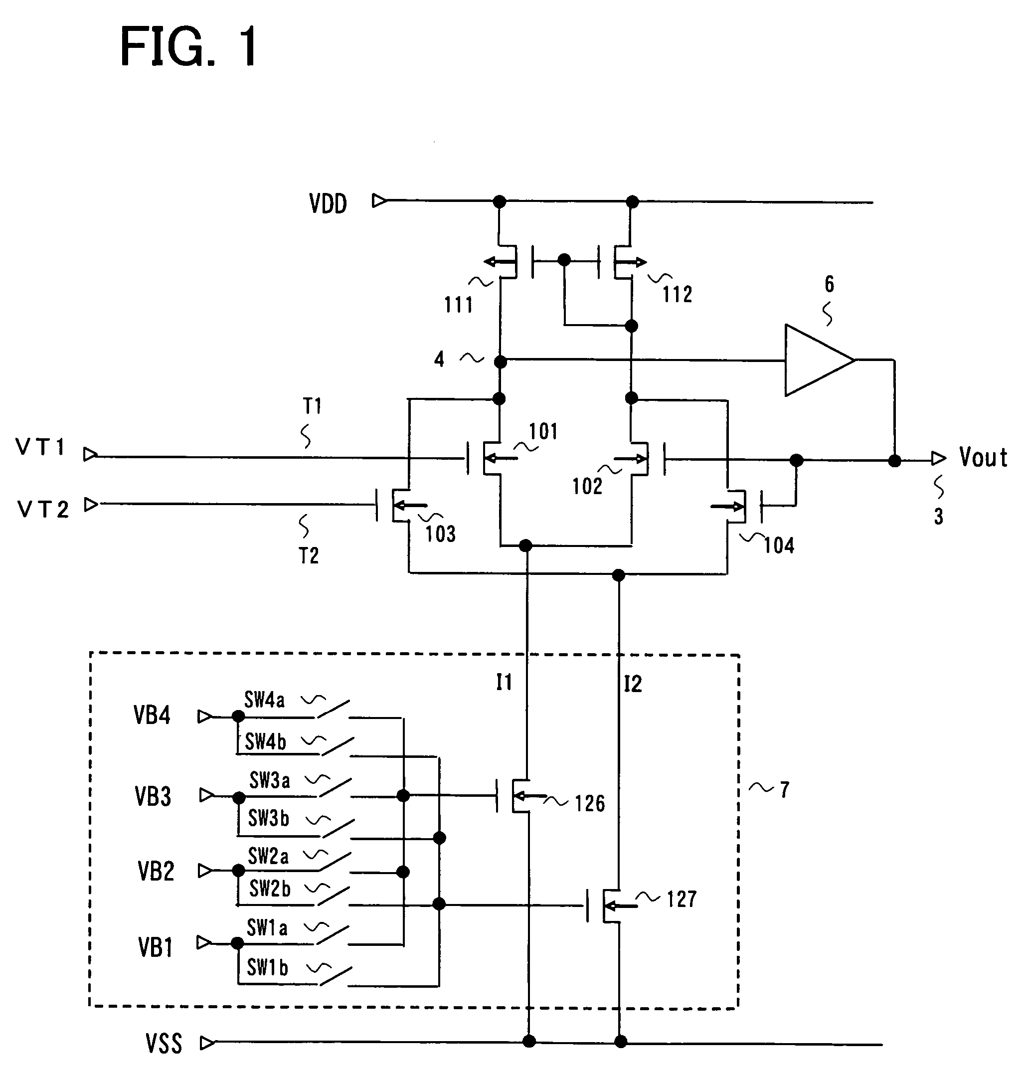 Differential amplifier and data driver employing the differential amplifier