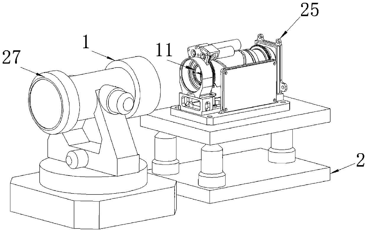 Mobile lens group attitude measurement device and measurement method