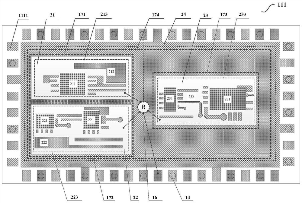 Airtight high-thermal-conductivity LCP packaging substrate and multi-chip system-in-package structure