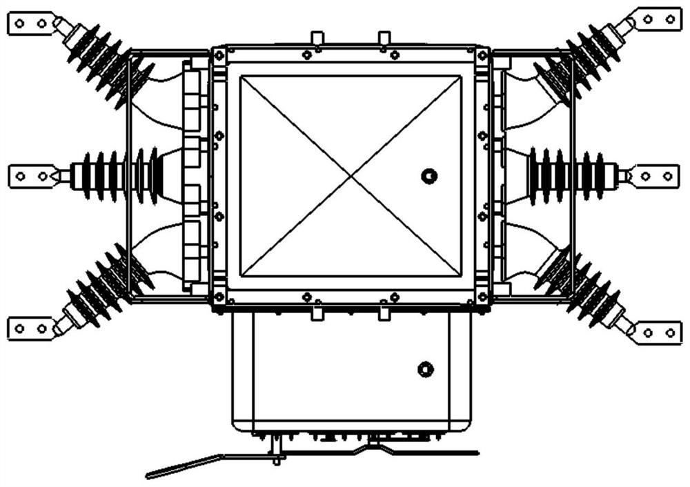 Pole-mounted circuit breaker with built-in isolating switch