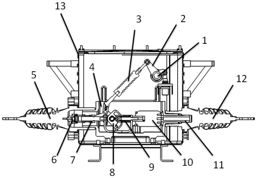 Pole-mounted circuit breaker with built-in isolating switch