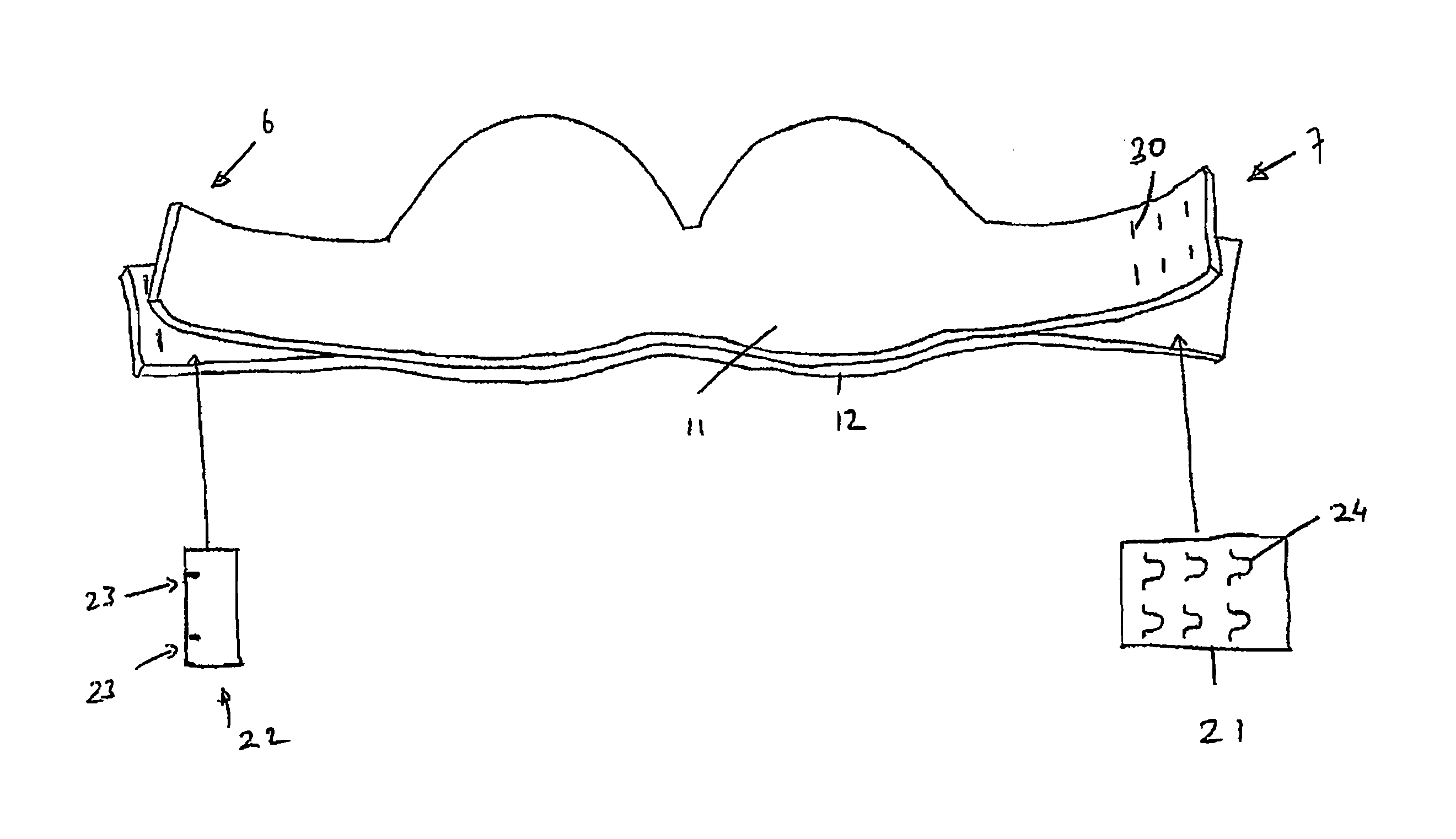 Molded seamless brassiere incorporating fasteners