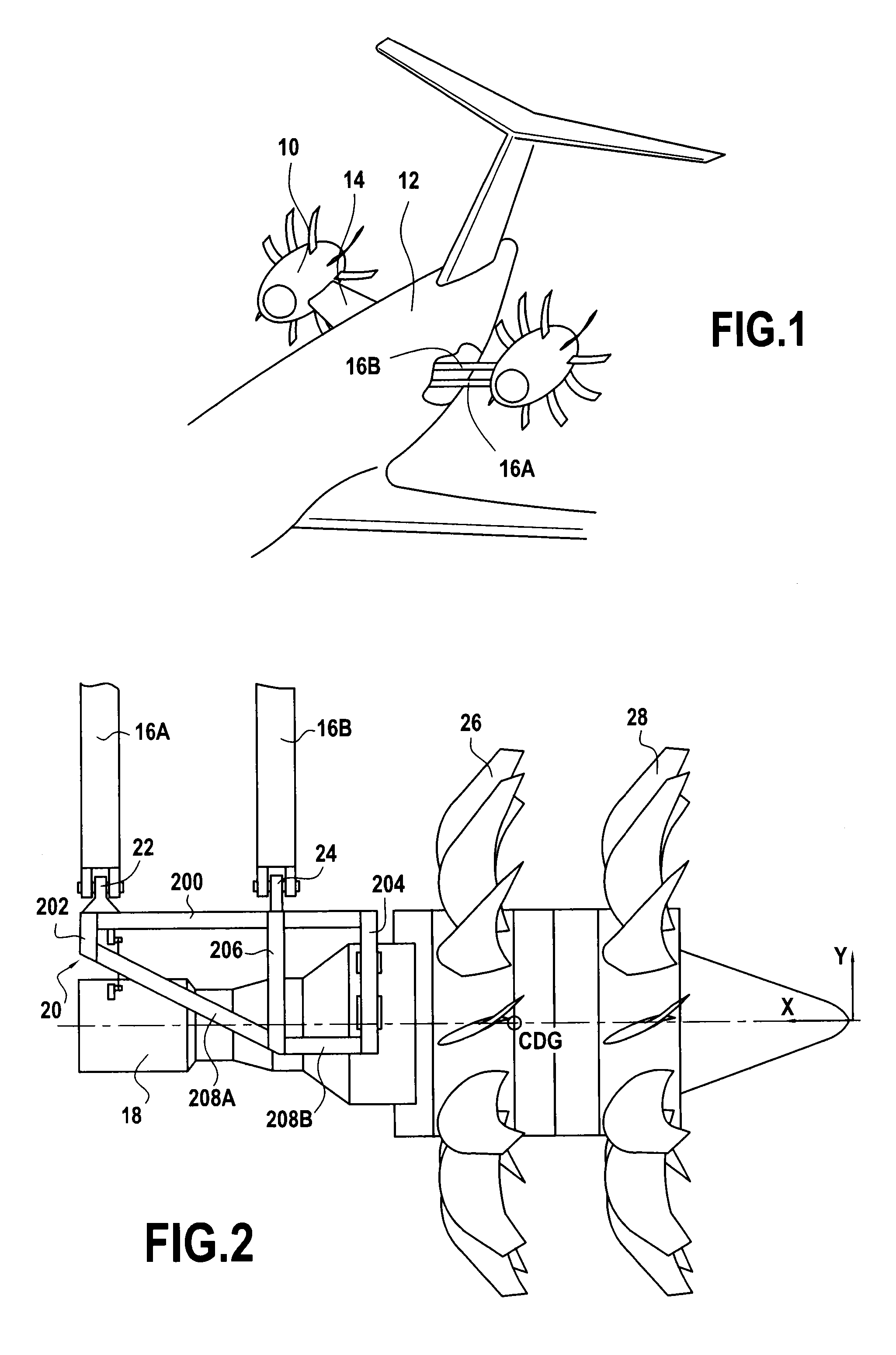 Turbine engine attachment structure