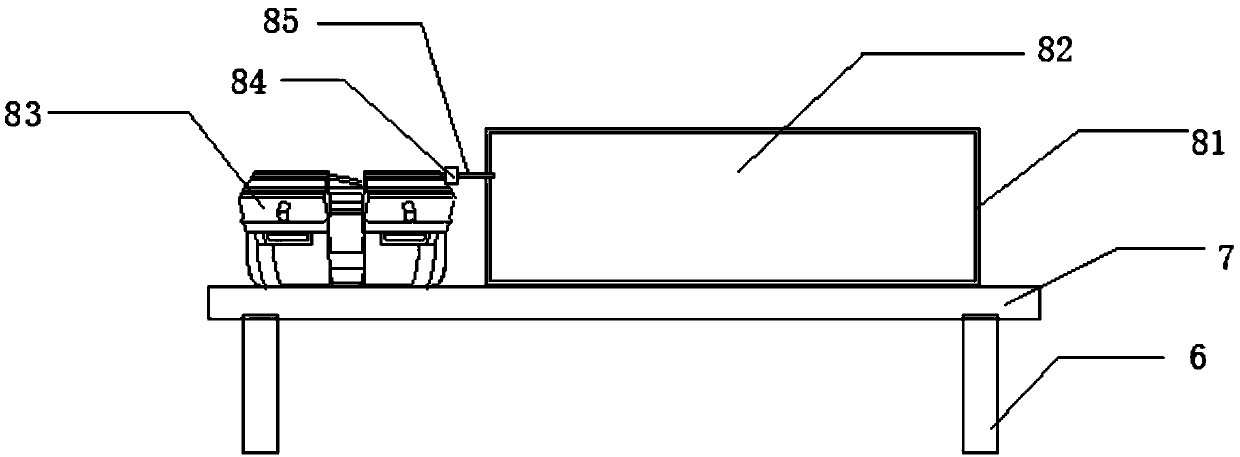 Simple quick dyeing device for textiles