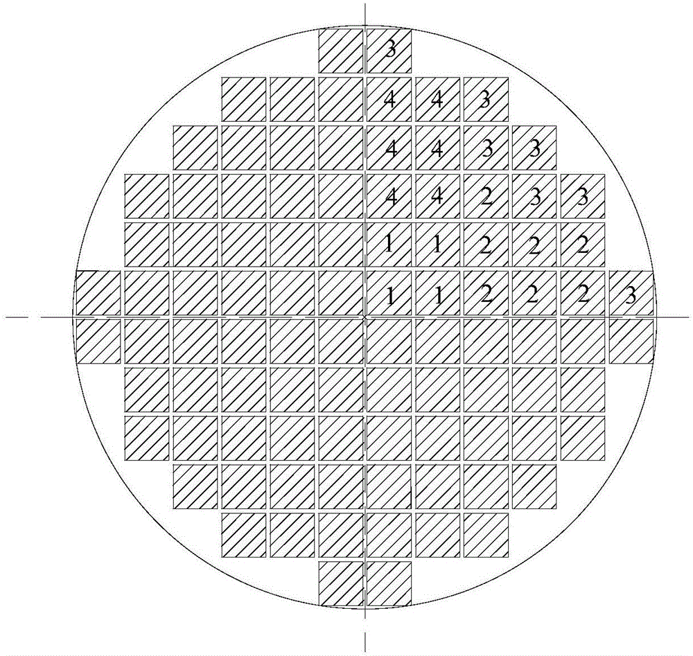 Laser energy transmission photoelectric conversion efficiency improvement method based on photocell array circuit optimization