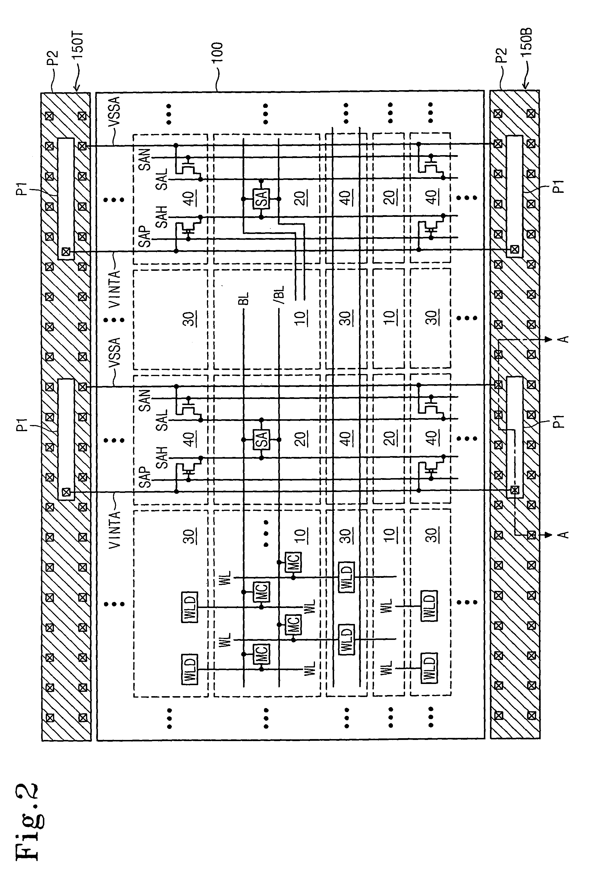 Semiconductor memory device with a decoupling capacitor