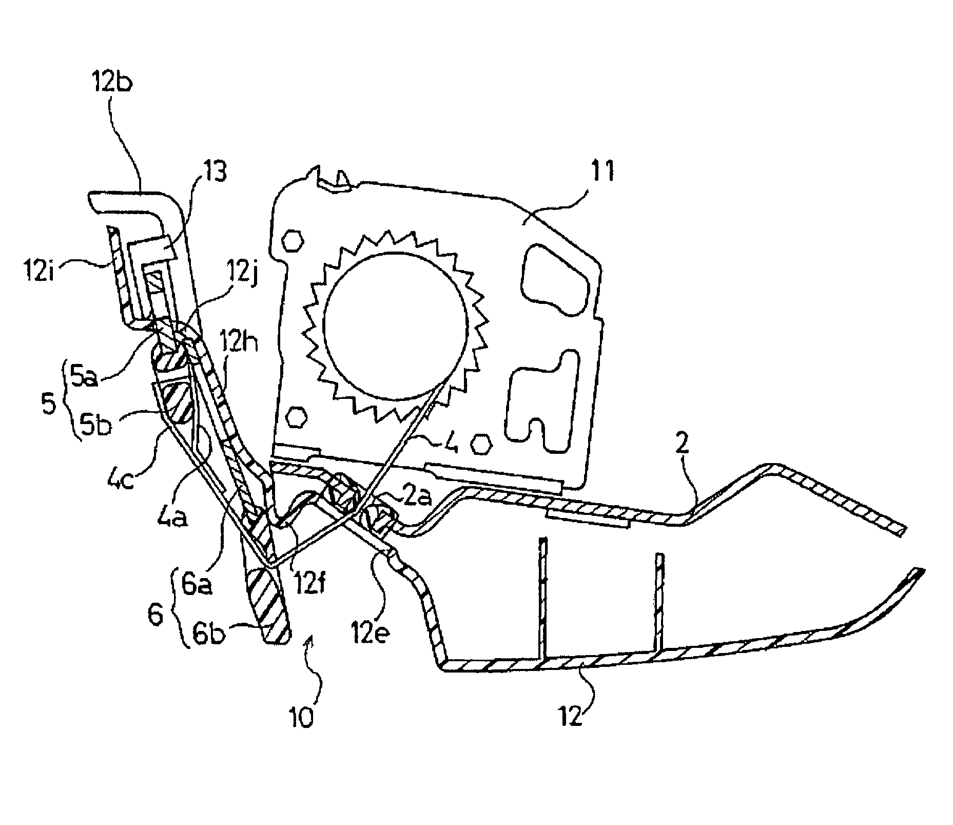 Tongue storage device and seat belt apparatus having the same