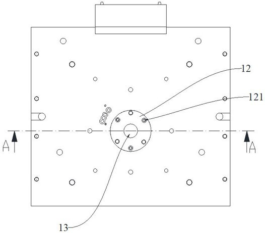 Riser design method of automobile motor end cover and its casting mold