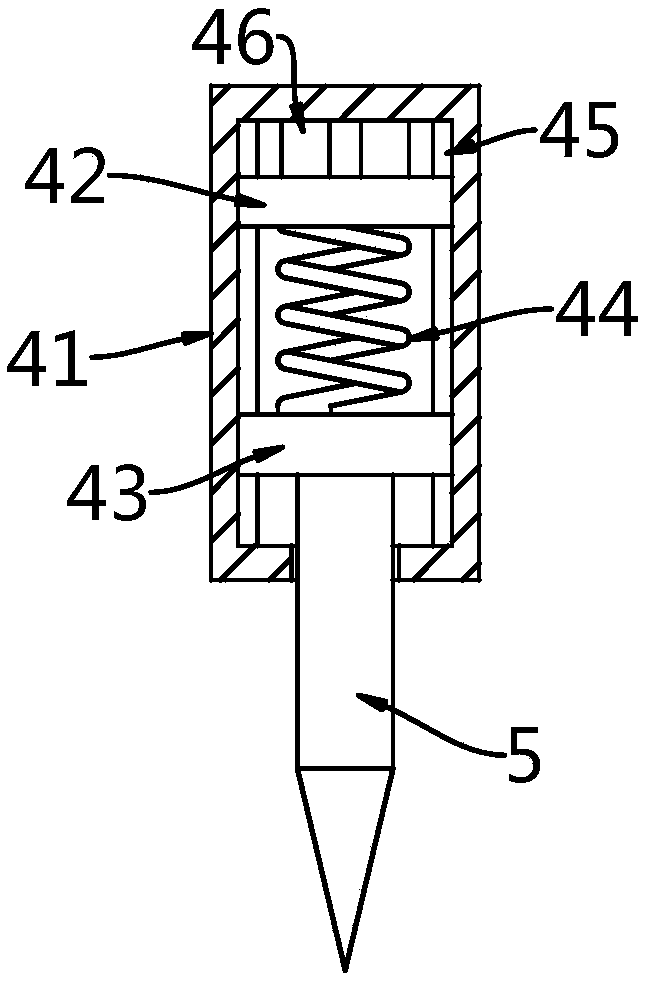 Continuous punching device for landscape garden lawn