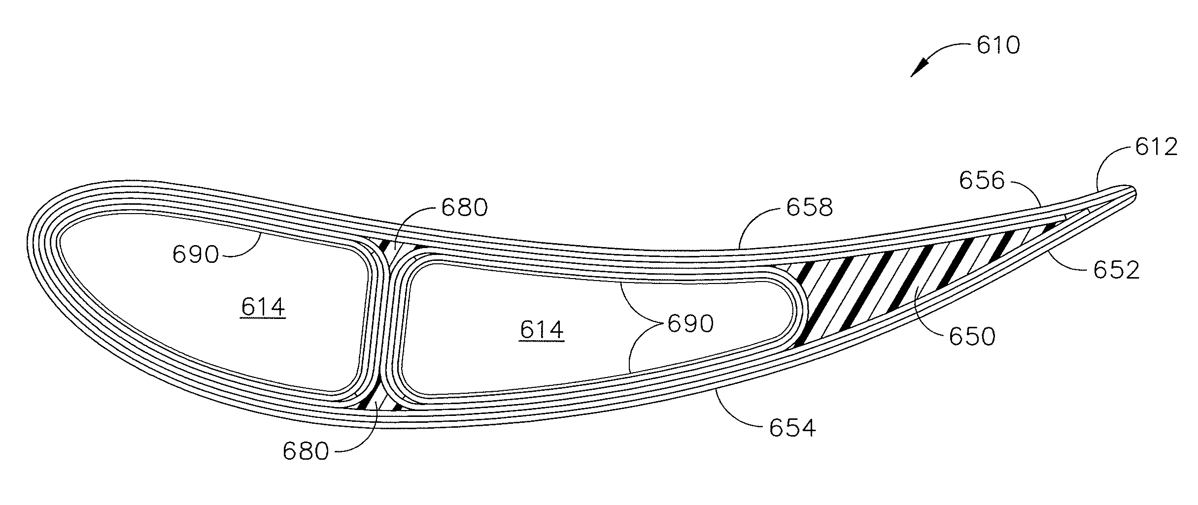 CMC articles having small complex features