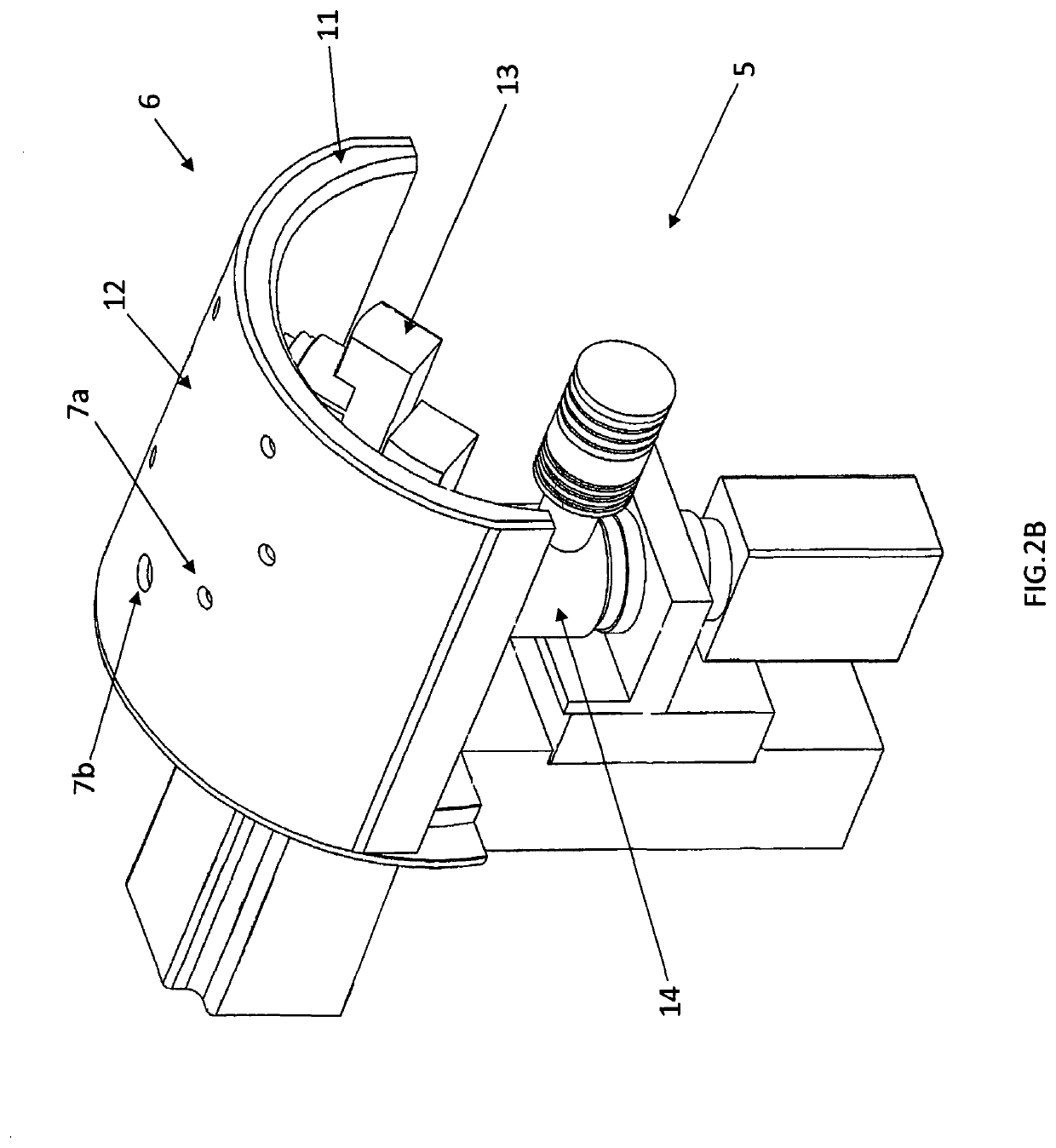 Apparatus and method for mounting a flexible plate