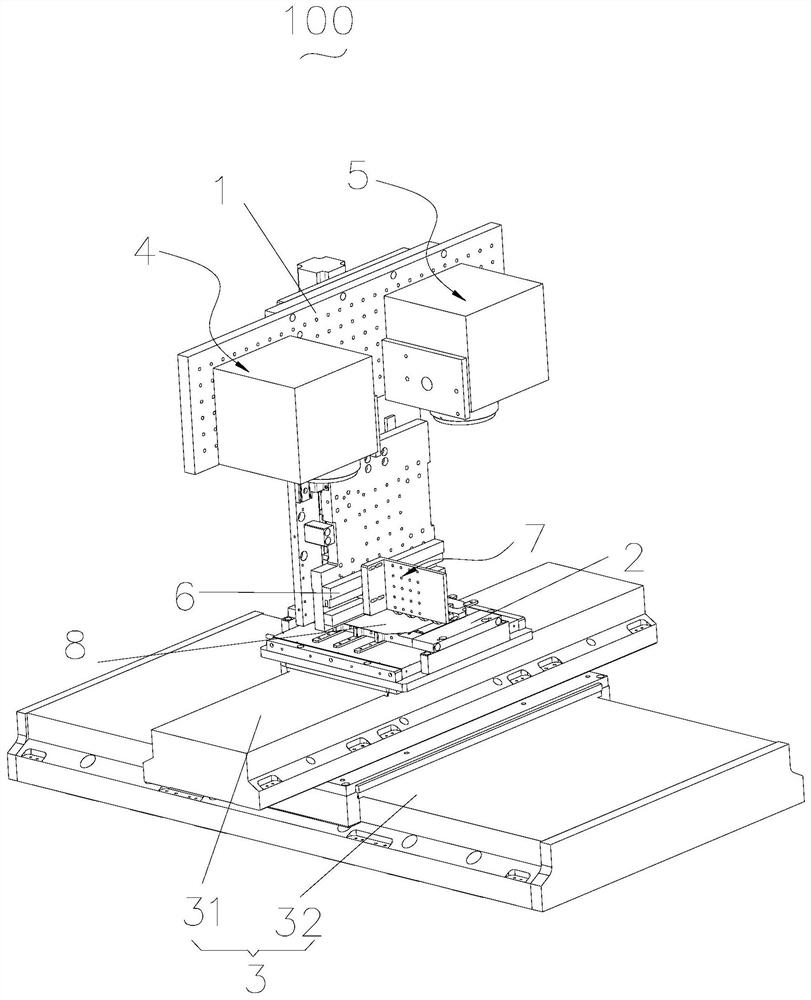 Battery piece cutting device and cutting method