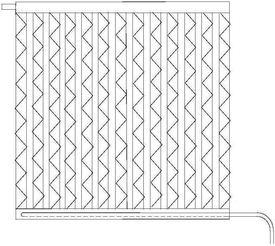 Micro-channel machine room air conditioner provided with gas-liquid separation device arranged in front of evaporator and used for data center