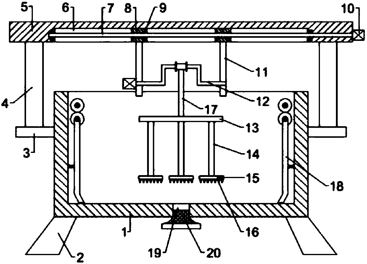 Continuous pounding equipment for traditional Chinese medicine processing