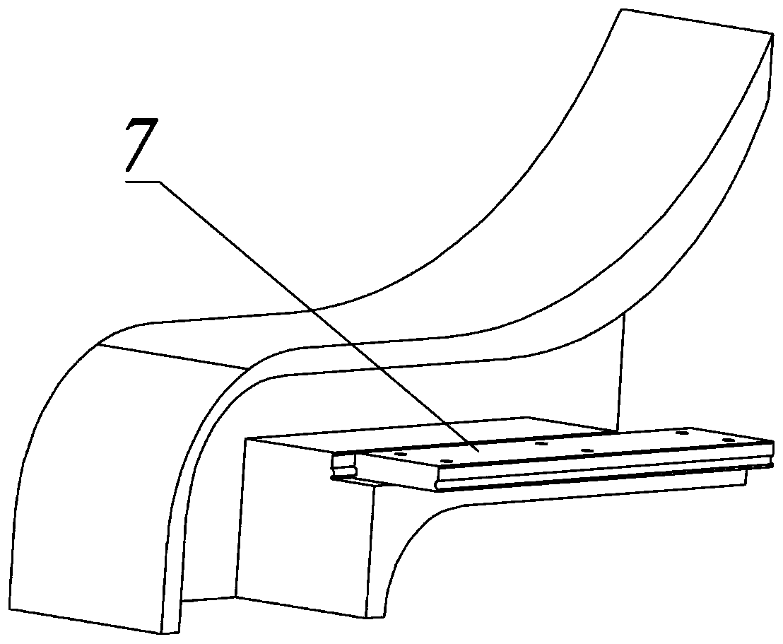 Clamp with self-locking function for products in irregular shapes