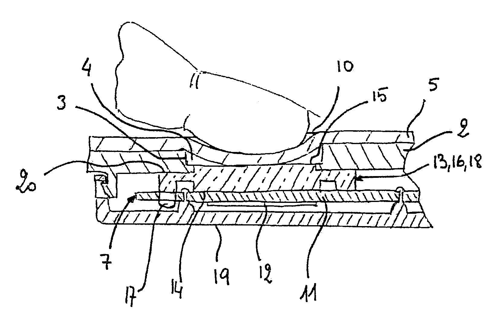 Capacitive type control member having a touch sensitive detector