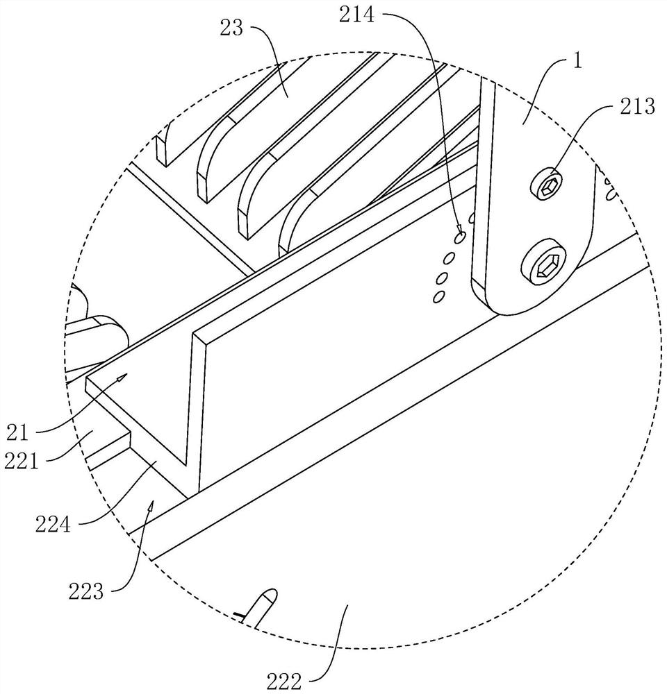 Lamp and tool for adjusting lamp