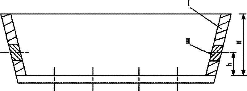 Graphite electrode for applying pulse current to continuously casting tundish