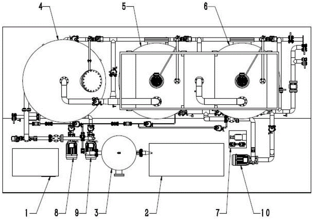 Integrated intelligent oil production wastewater treatment device and method for oil fields