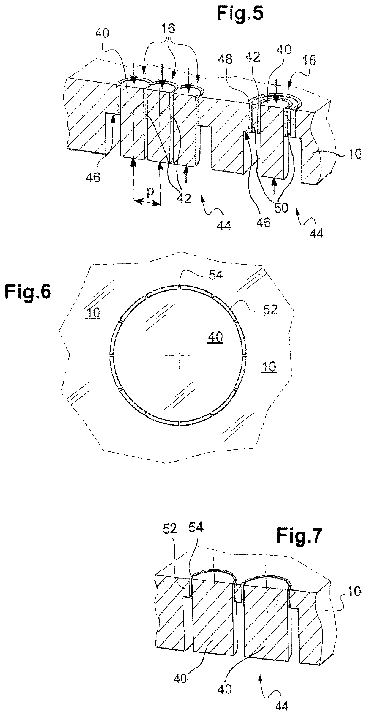 Methods of manufacturing a hermetic and isolating feedthrough for an electronic device casing, in particular made of titanium