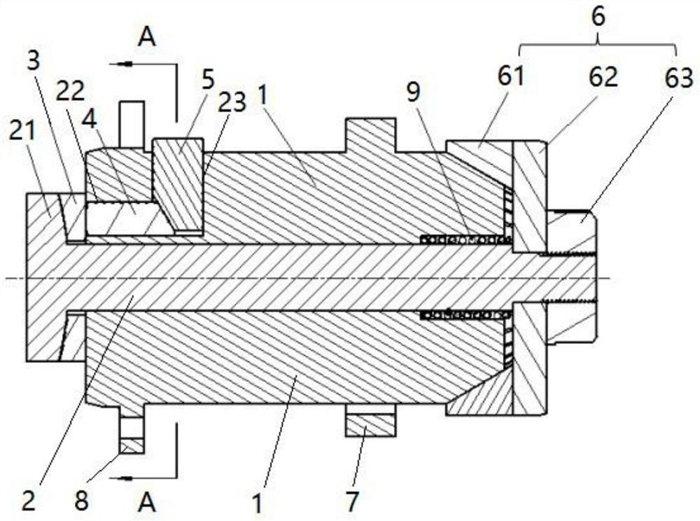 Floating expansion mandrel