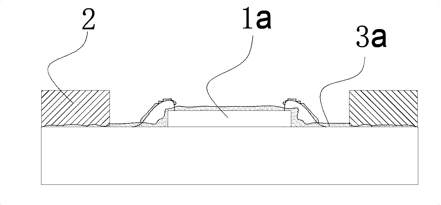 Fluorescent powder coating method capable of accurately controlling coating area