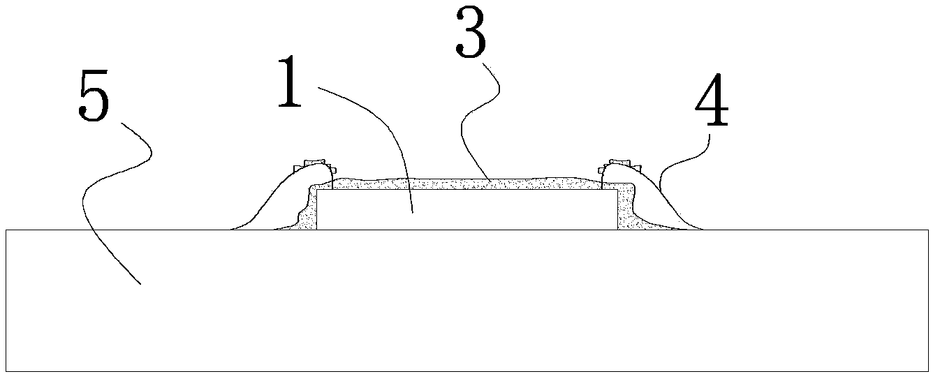 Fluorescent powder coating method capable of accurately controlling coating area