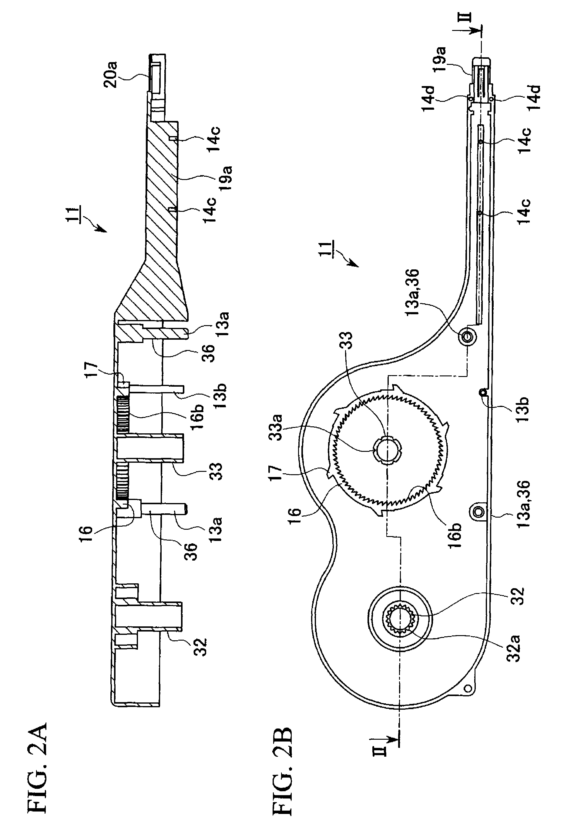 Optical connector cleaning tool and optical component cleaning tool