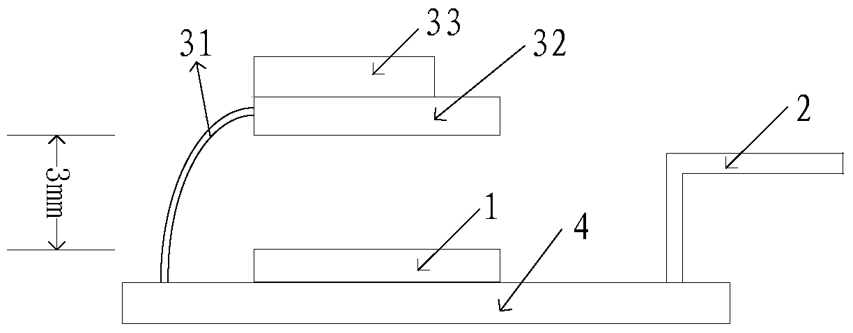 An electronic device and an antenna device