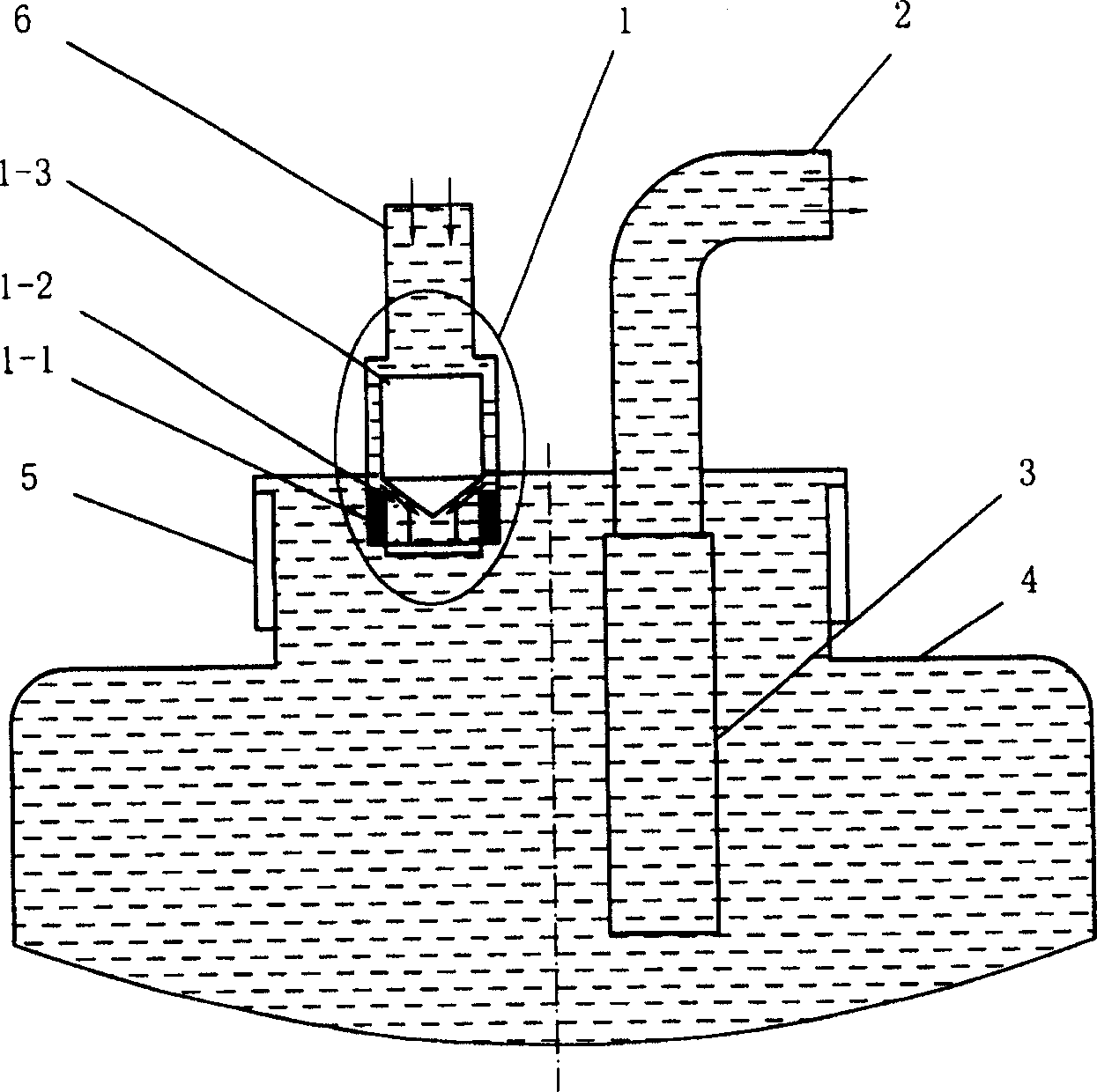 Automatic pressure-regulated filtering and fertilizer application tank