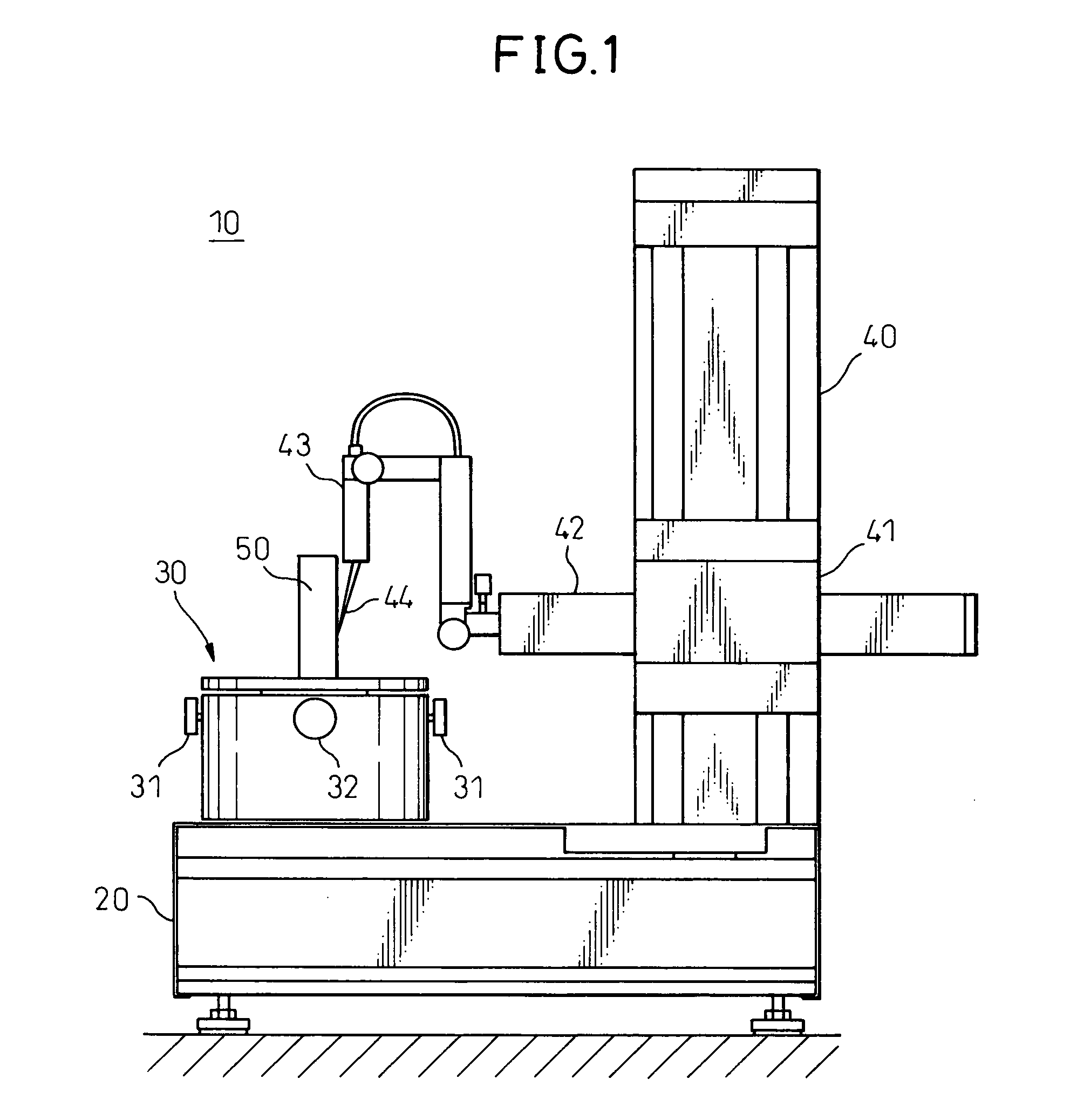 Device for measuring circularity and cylindrical shape