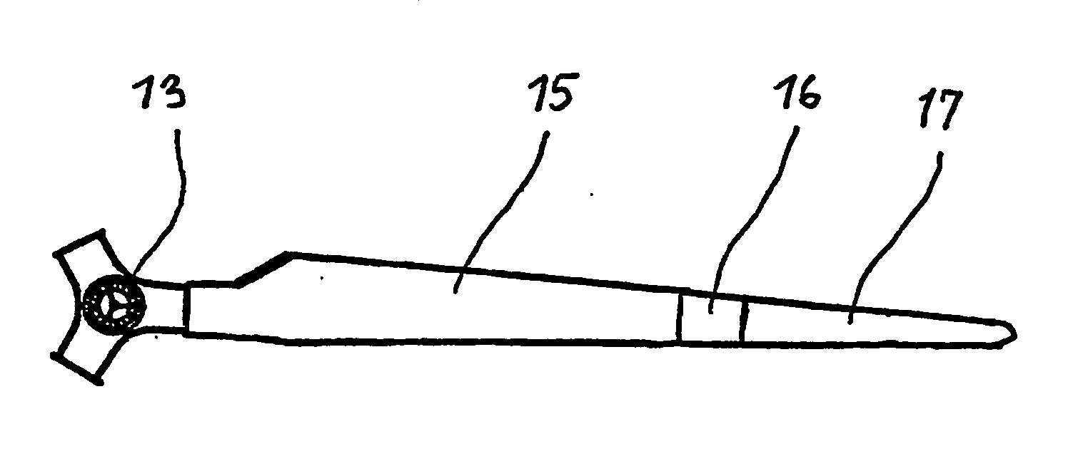 Wind turbine blade with carbon fibre tip