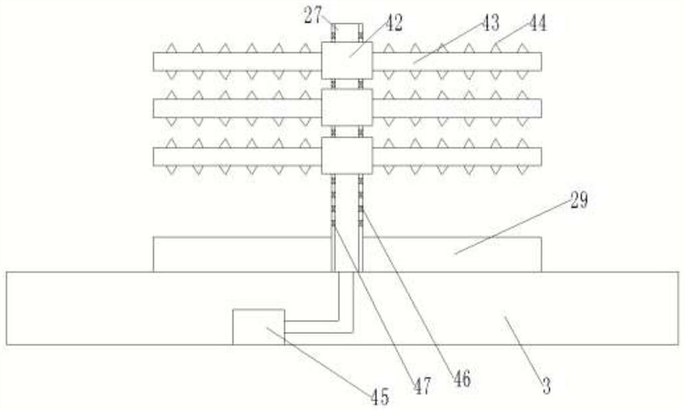 Efficient and energy-saving granulating device for biological feed