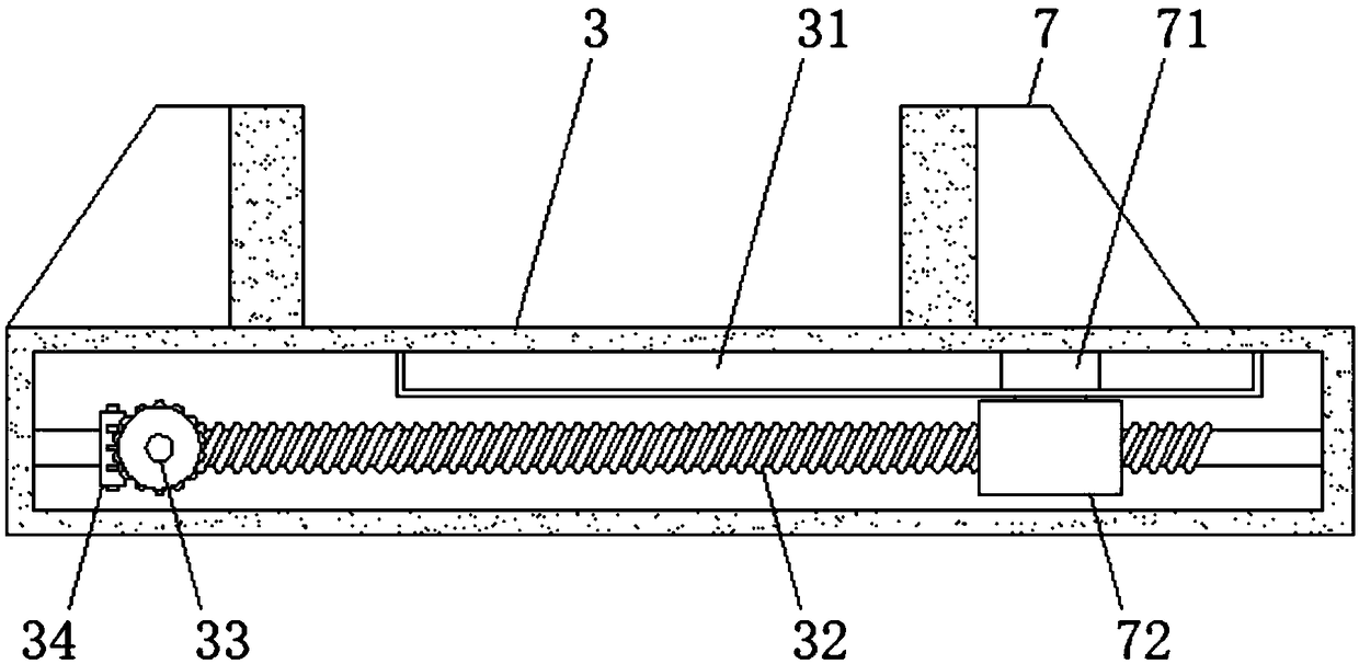 Bamboo board section device for bamboo artware machining