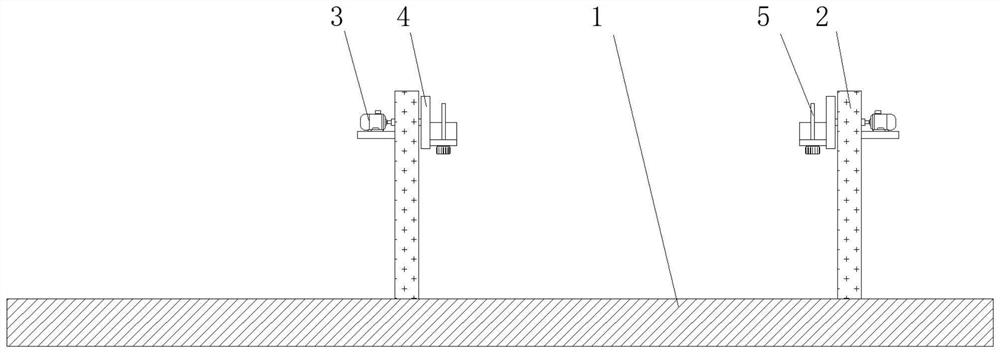 Plastic drainage plate production pressing forming device facilitating automatic discharging