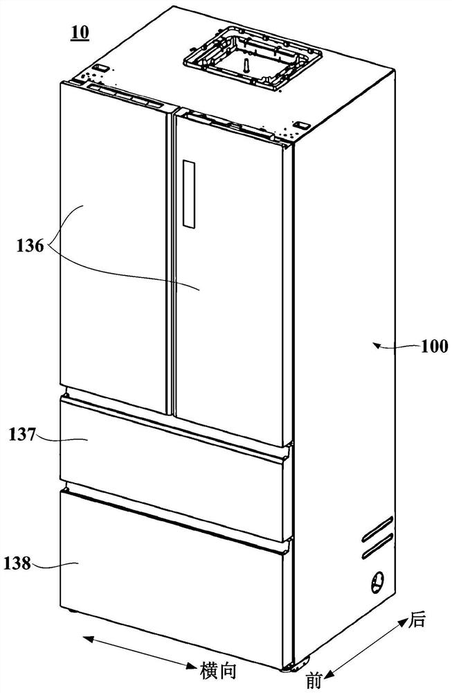 Refrigerator with fan positioned in middle of evaporator