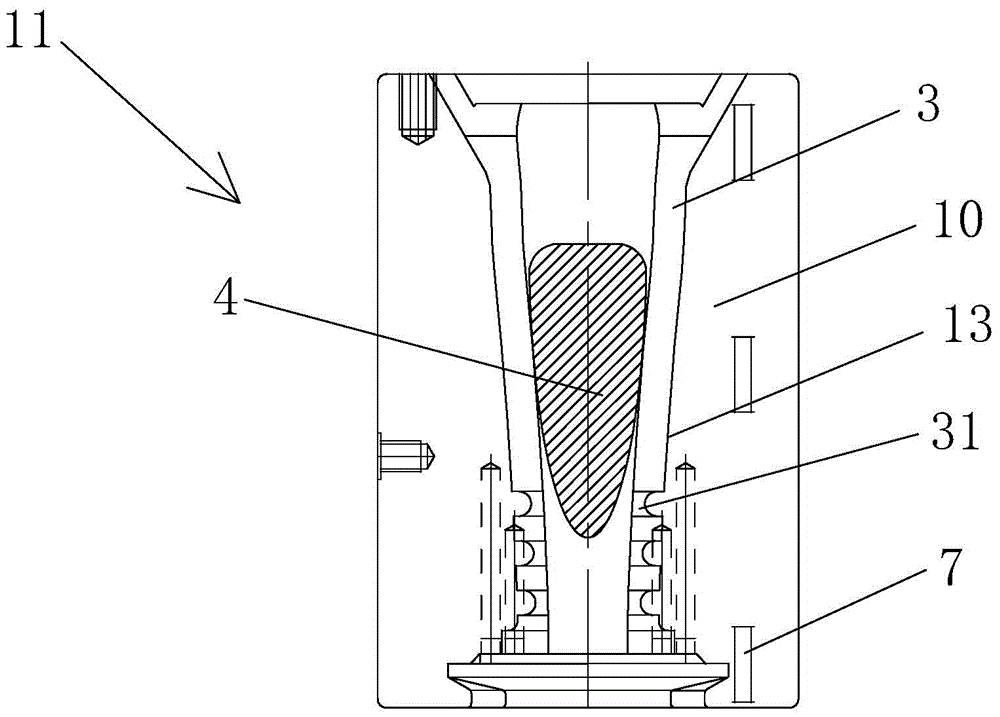 Primary mold capable of exhausting air