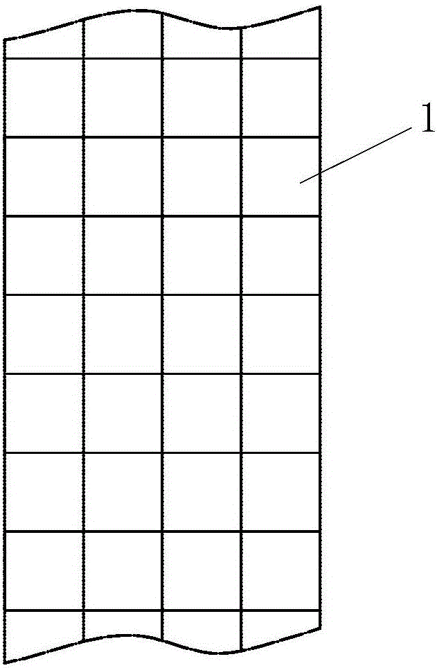 Soil-free turf and production device thereof