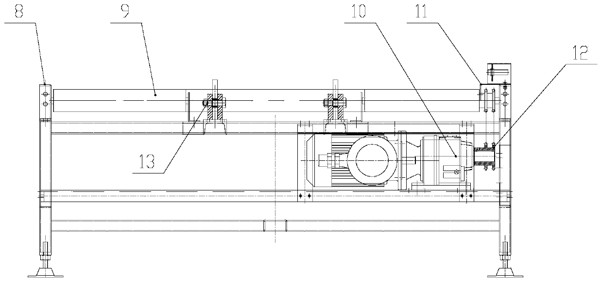 Roller bed conveyor device based on tray anti-reversing