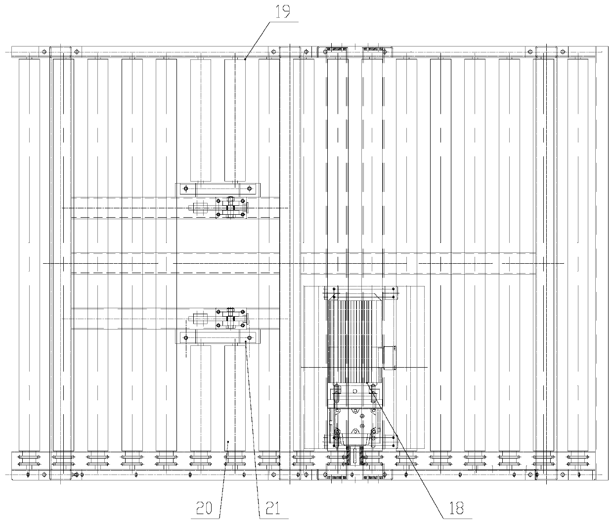 Roller bed conveyor device based on tray anti-reversing