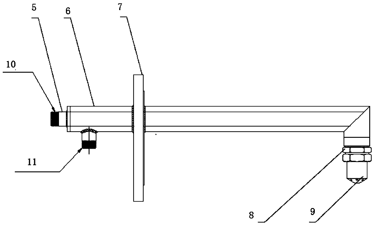 Device and method for spraying continuous reaction